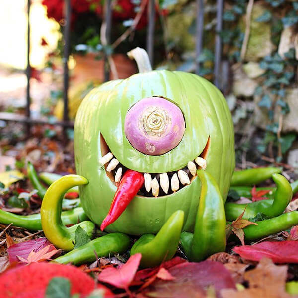 Monstroctopus pumpkin 600x600