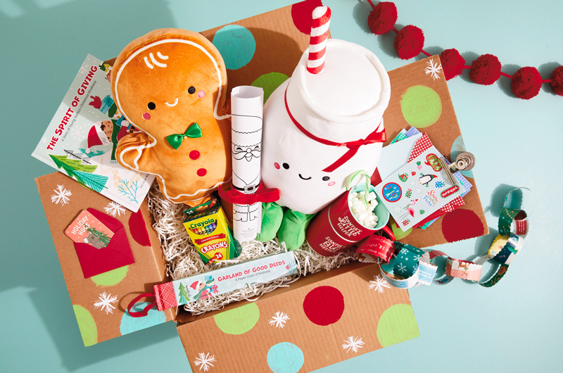 15893 Christmas Care Packages 05