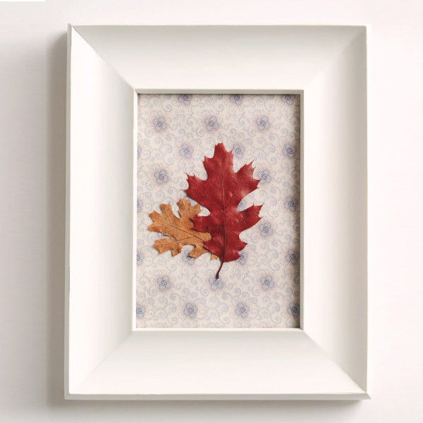 DIY Fall Decorations Framed leaf