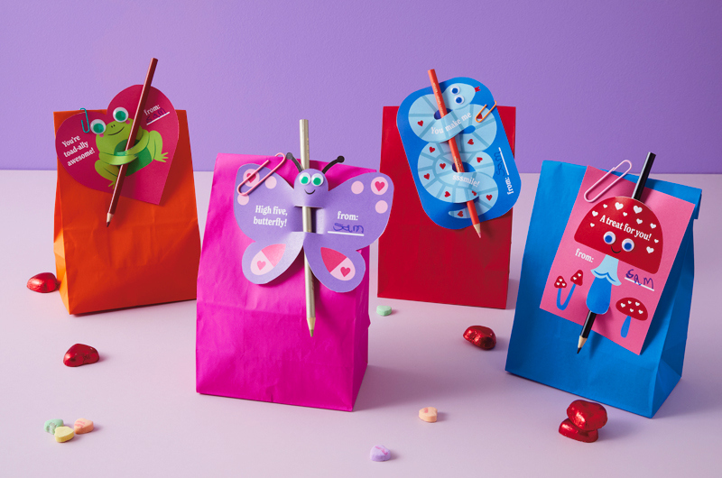 DIY Valentine S Day Treat Bags For Kids Hallmark Canada   17434 DIY Treatbags Valentines 5 