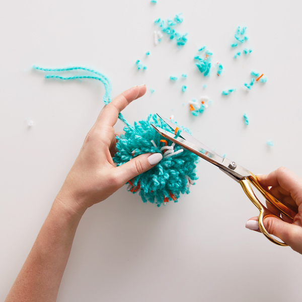 16254 DIY Easter Extras Pom Pom 7