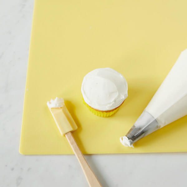 Chick Cupcakes 2 Frosting