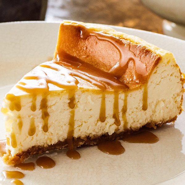 Honey bourbon sauce for cheesecake 600