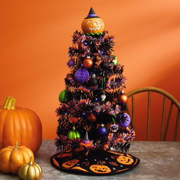 19050 Halloween Tree Ideas Media Card