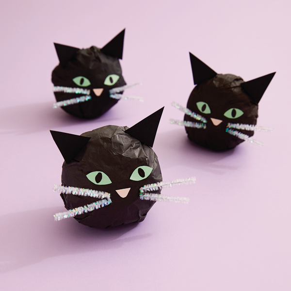 15729 Tissue Paper Halloween Treats Cat 7