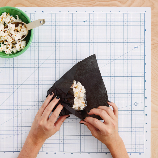 Sweet and easy DIY pumpkin surprise treat bags