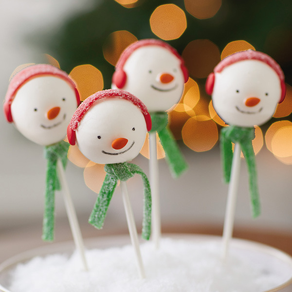 Snowman cake pops
