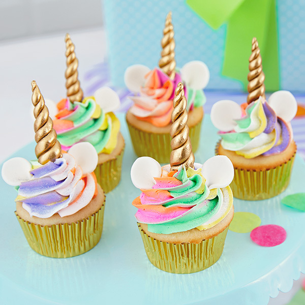 Unicorn cupcakes MC